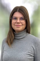 Porträtfoto Referentin Anna-Lena Tönisen