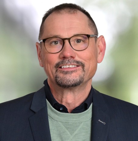 Leiter der Pflegeschule und Fort- und Weiterbildung Herr Ludger Geurds